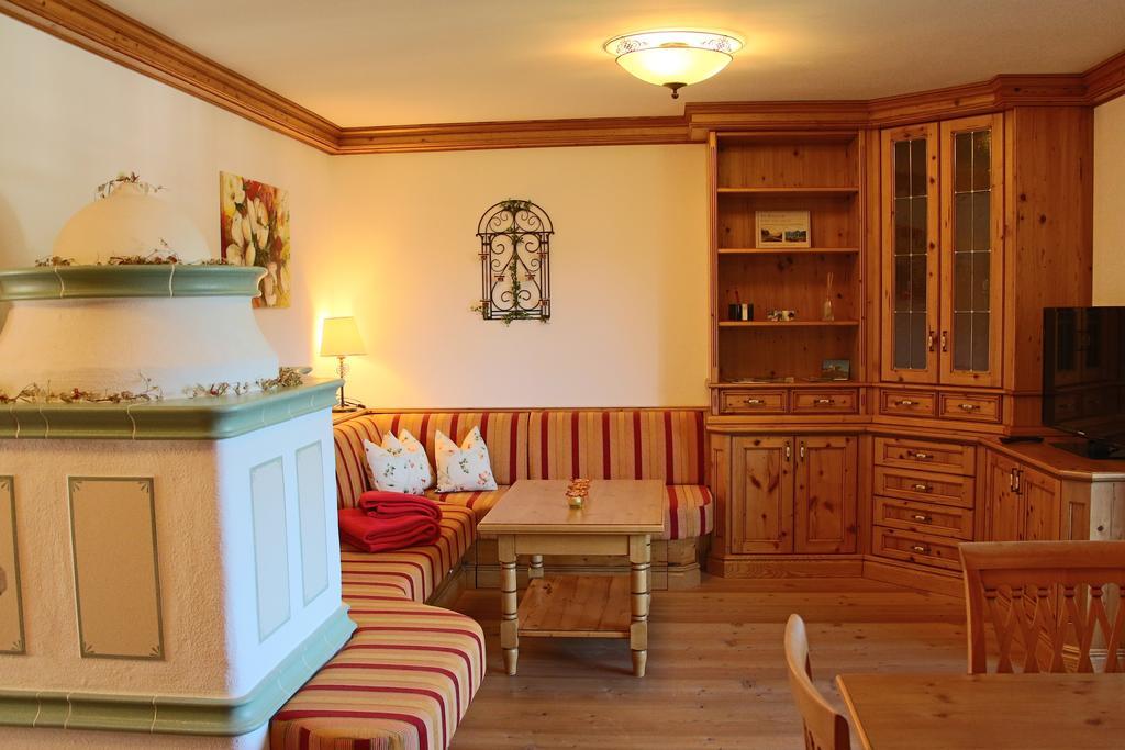 Ferienwohnung Schossleitner - Der Wohlfuehl-Ansitz Am Wolfgangsee Mit Weitblick Sankt Gilgen Cameră foto