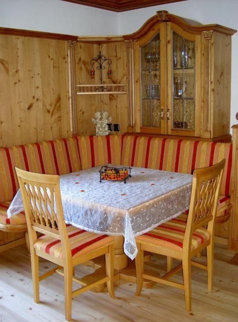 Ferienwohnung Schossleitner - Der Wohlfuehl-Ansitz Am Wolfgangsee Mit Weitblick Sankt Gilgen Exterior foto